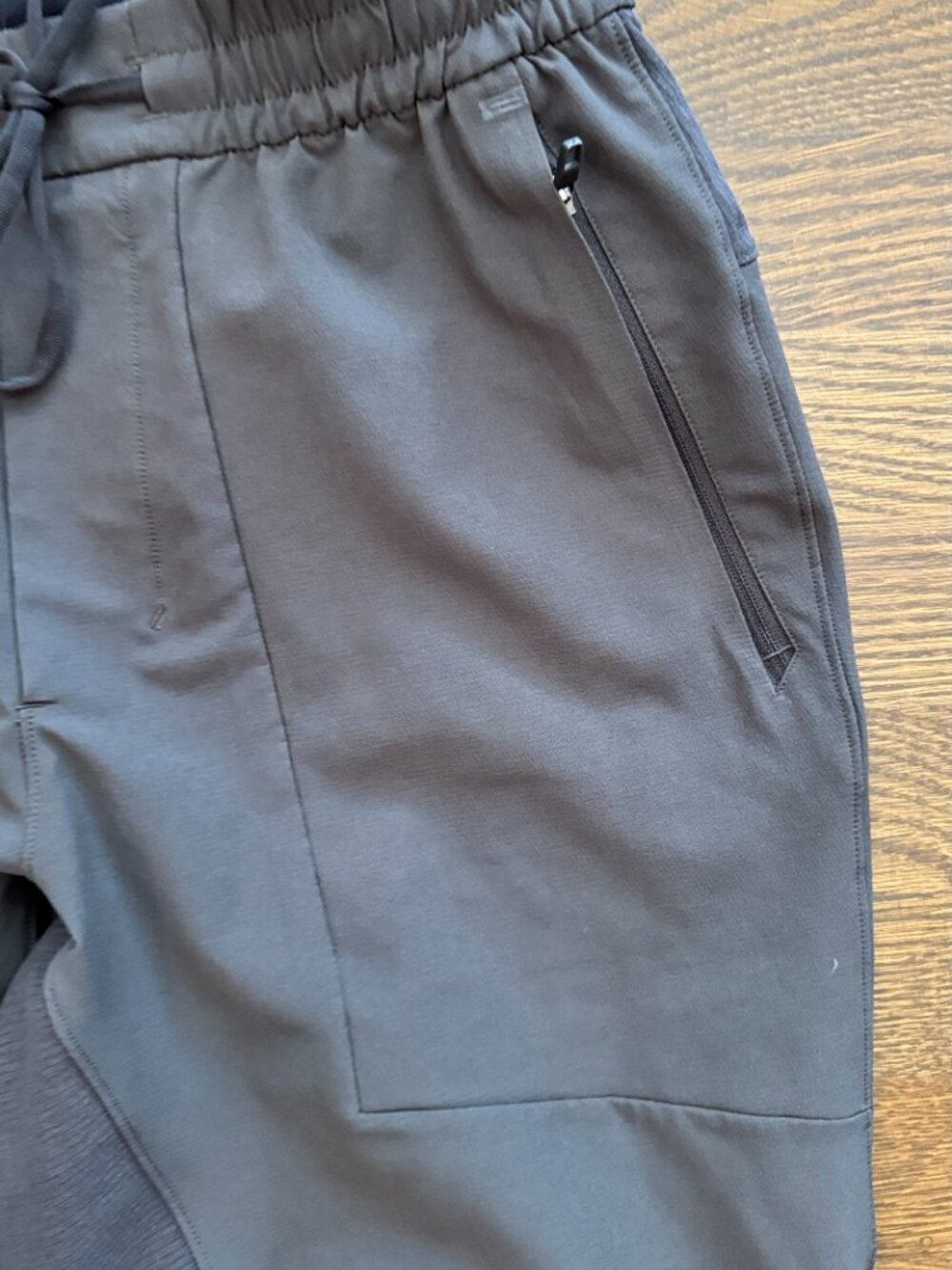 LULULEMON ABC jogger Men's pants size Medium Charcoal gray - Picture 2 of 5